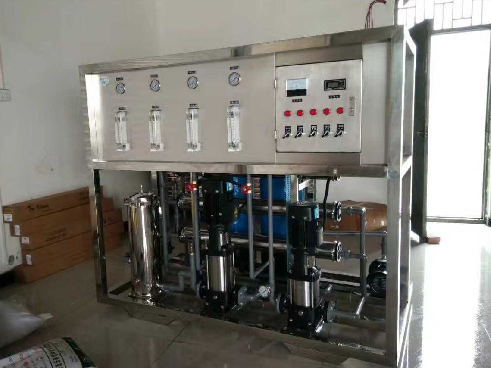 反滲透設(shè)備(bei)