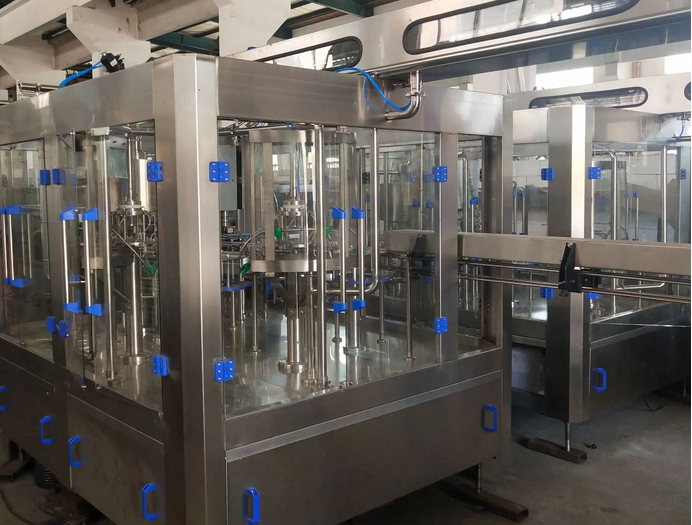 灌裝(zhuang)設(shè)備(bei)